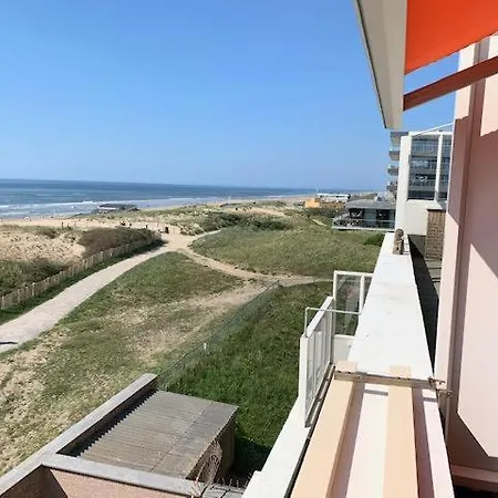 Beachside Apartament *